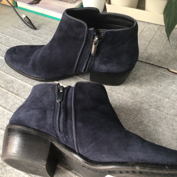 Sam Edelman Black Navy Blue Sued Women Booties Size 7 - Picture 5 of 10